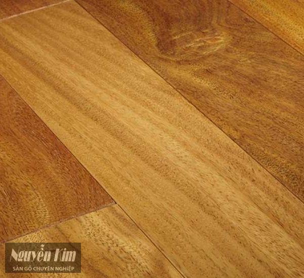 bề mặt sàn gỗ Lim Nam Phi