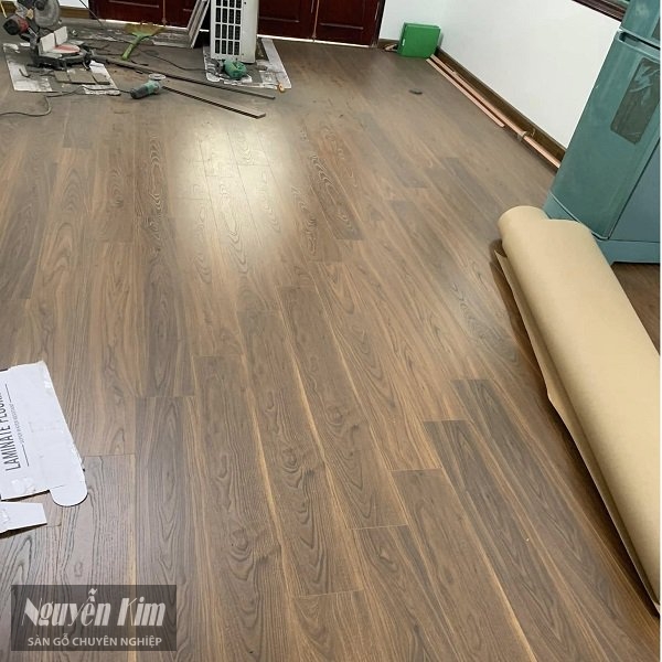 ảnh sàn gỗ eir floor e1983 nhà khách hàng