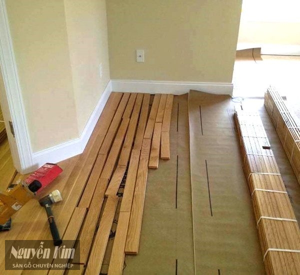 thi công lắp đặt sàn gỗ sồi cao cấp