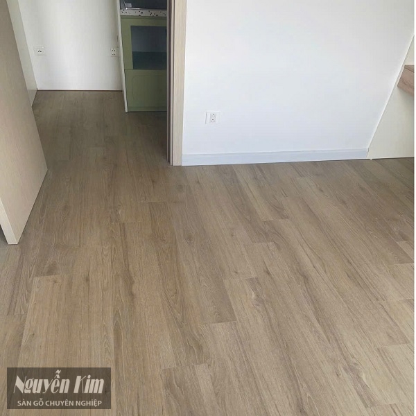 ảnh sàn gỗ eir floor e1985 thực tế